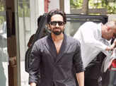 Ayushmann Khurrana promotes his film Anek in style