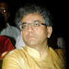 Article image for: <i class="tbold">taufiq qureshi</i>