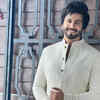 Article image for: Dheeraj Dhoopar bids adieu to <i class="tbold">kundali bhagya</i>