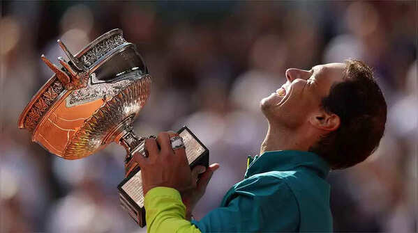 Nadal lifts the Musketeers' Cup