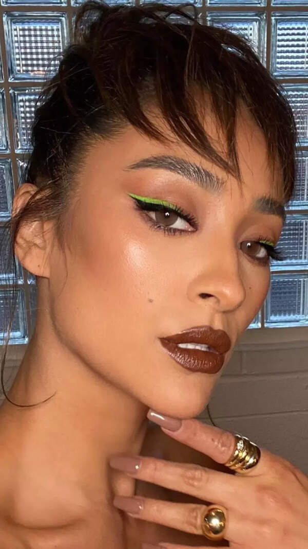 Shay Mitchell Pictures