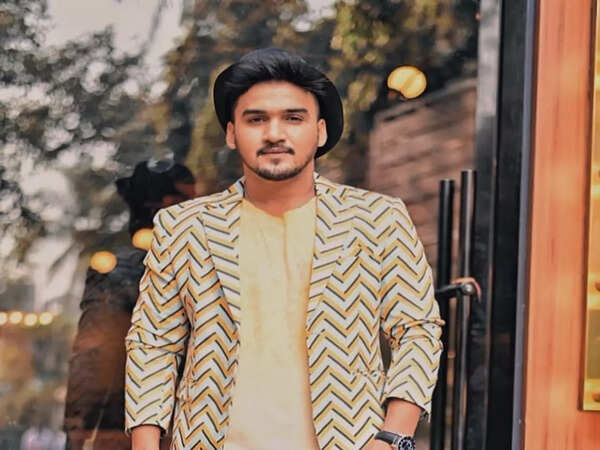 Faisal Khan Images