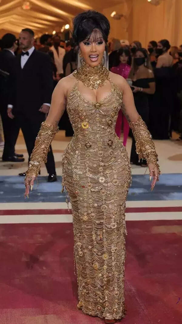 Cardi B Wallpapers