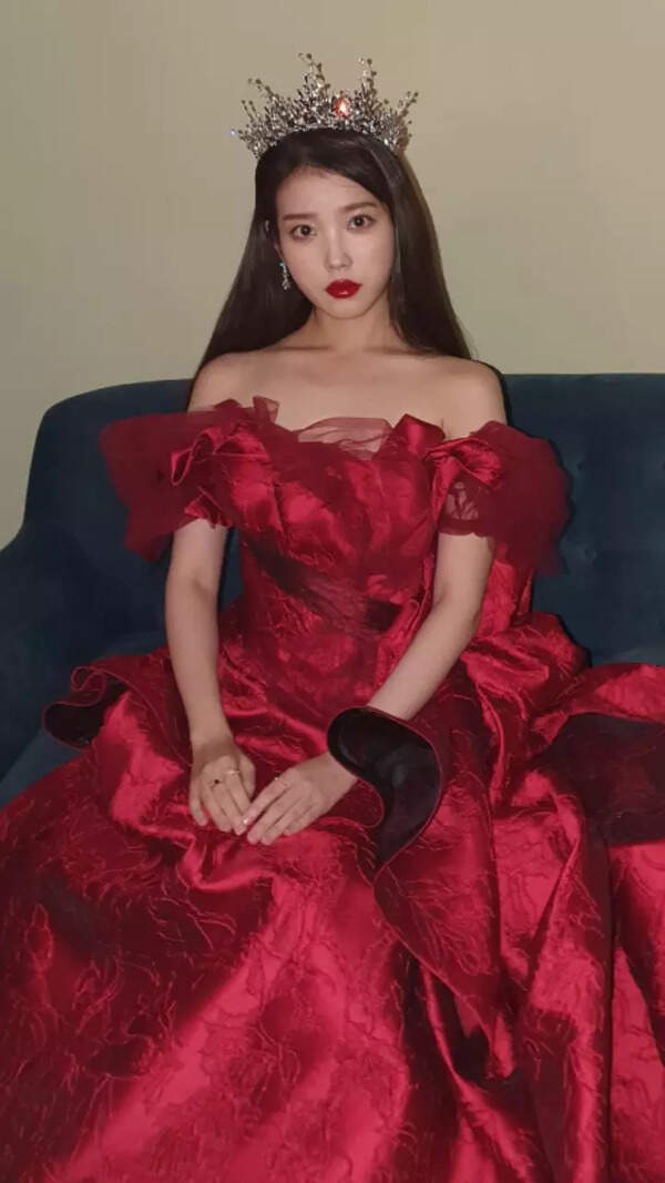 IU Pictures