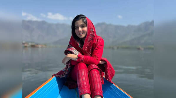 Kashmir Ki Kali