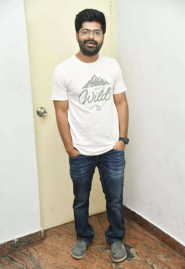 Nagabhushana Pictures