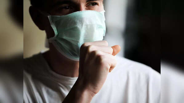 What a COVID cough may feel like