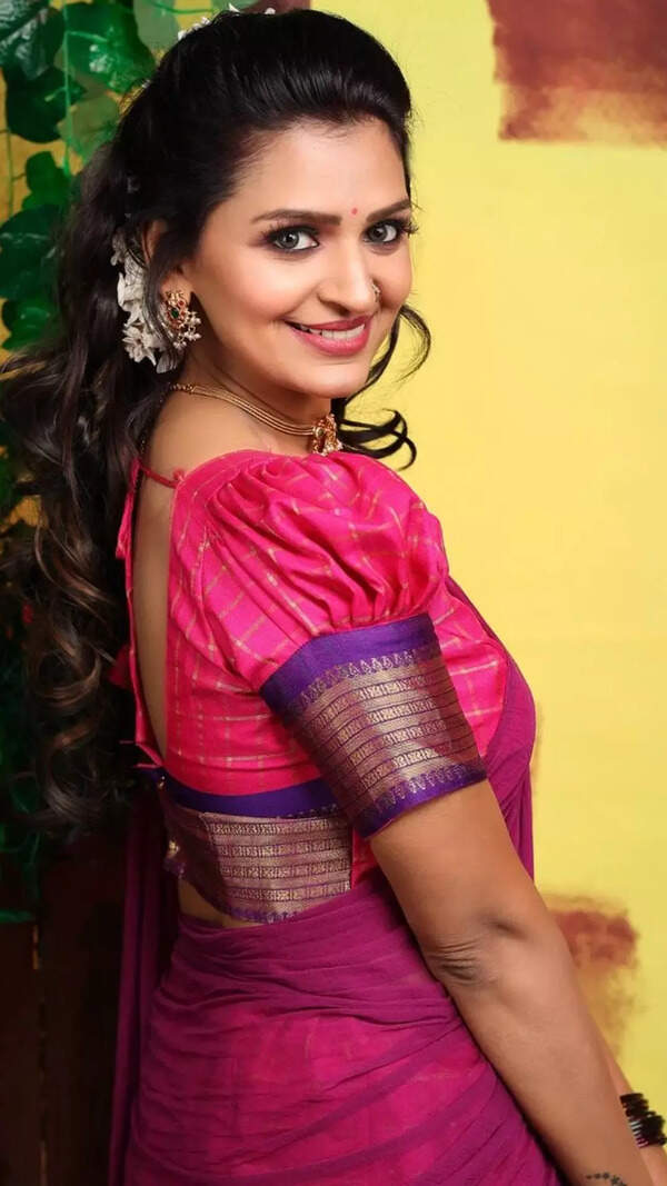 Anandhi Stills