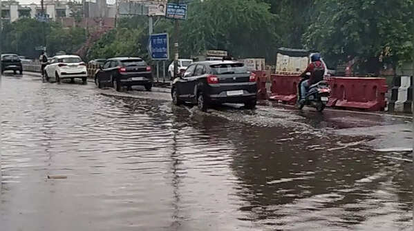 Waterlogging pics of Gurugram