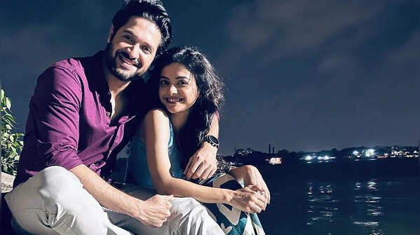 Vikram and Solanki wrap up film shoot