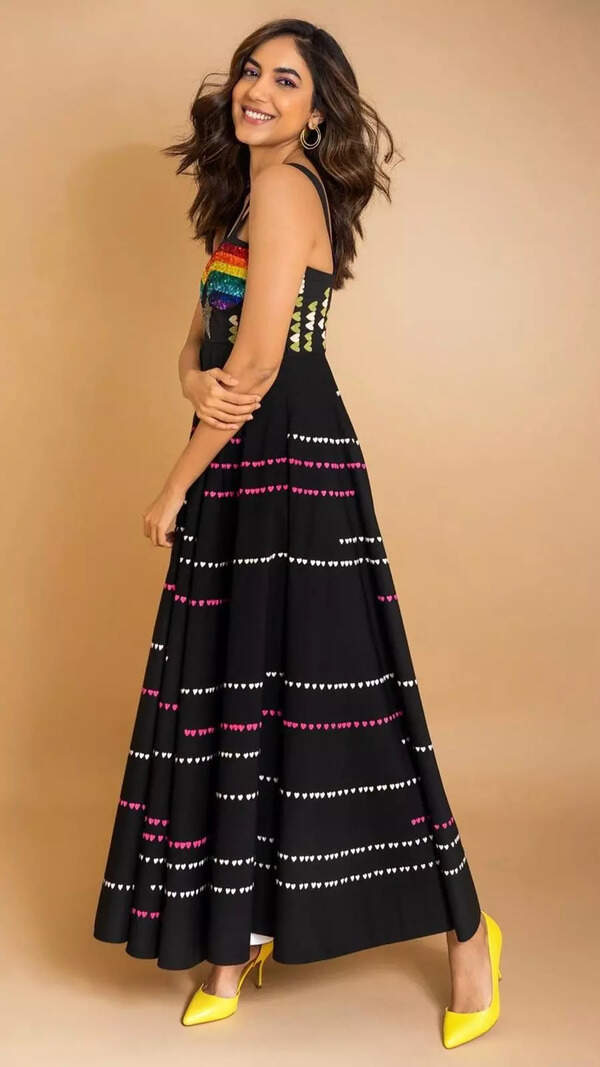Ritu Varma Wallpapers