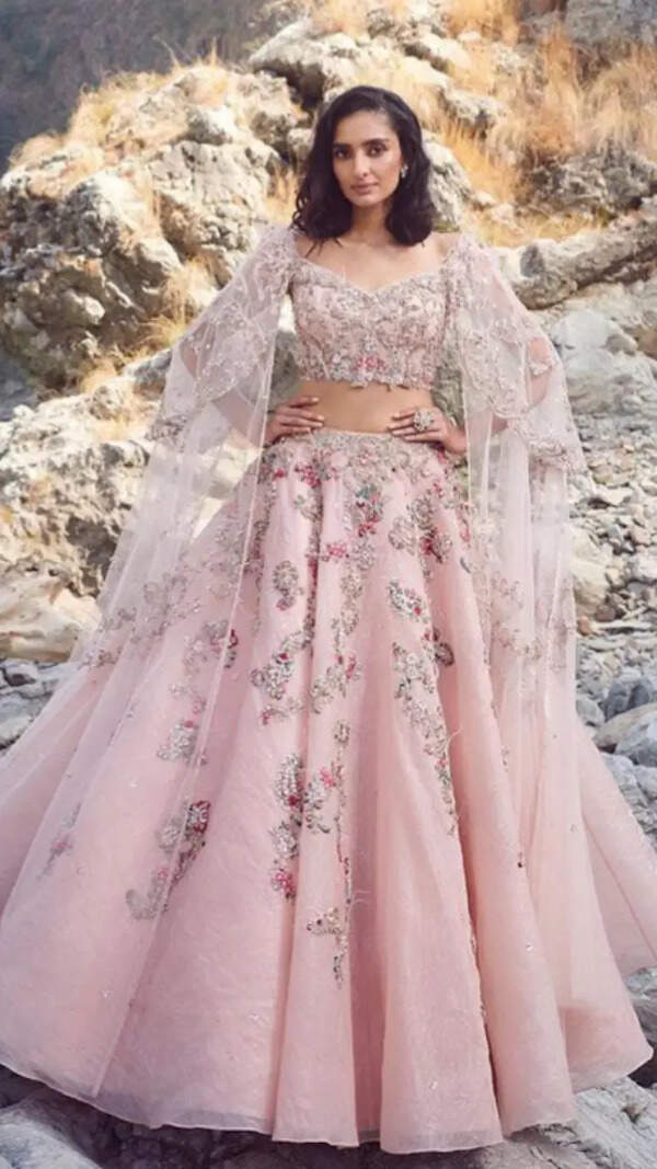 Dolly J Photos