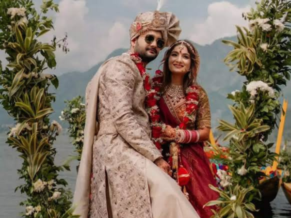 Anila Kharbanda Photos