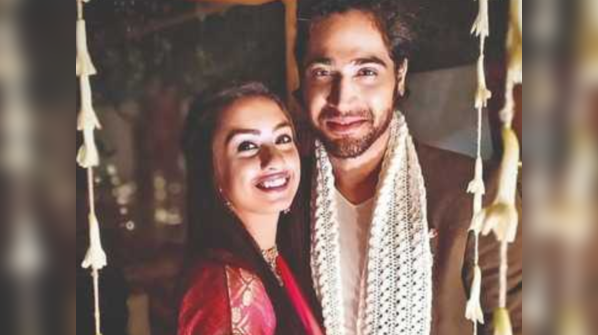 Abigail Pande - Sanam Johar