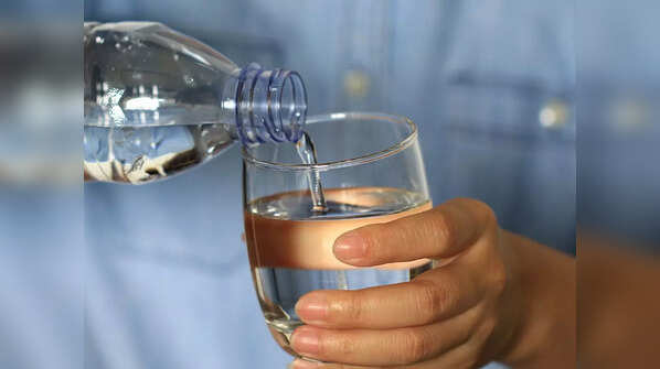 How much water should you drink to reduce BP