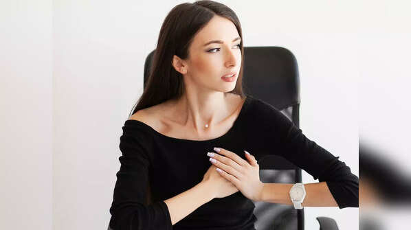 Broken heart vs. Happy heart syndrome