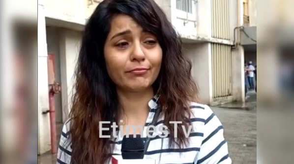 Charu Malik burst into tears