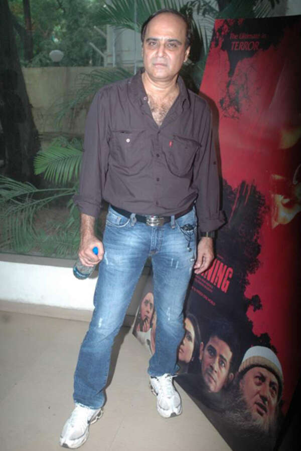 Karan Razdan Images