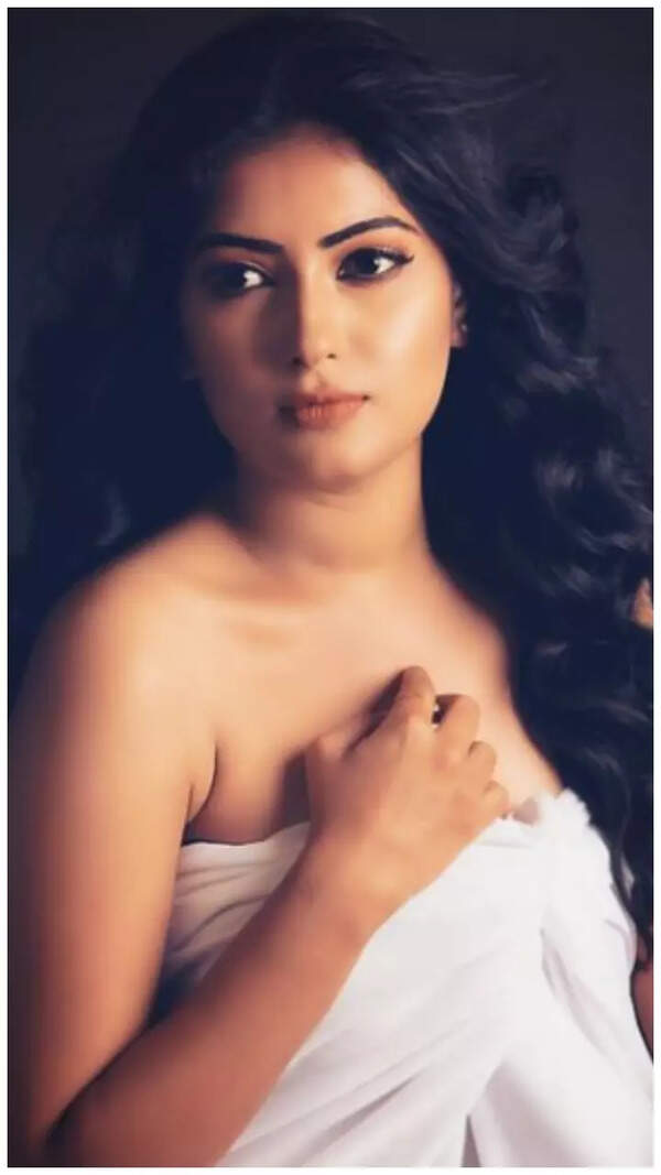 Sonika Gowda Wallpapers