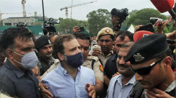 Rahul Gandhi detained