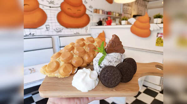The ‘poop’ cafe