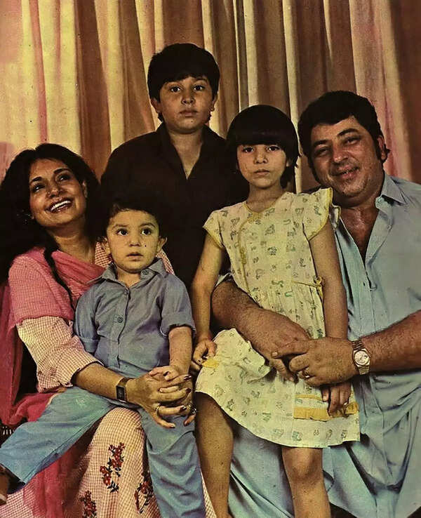 Shadaab Khan