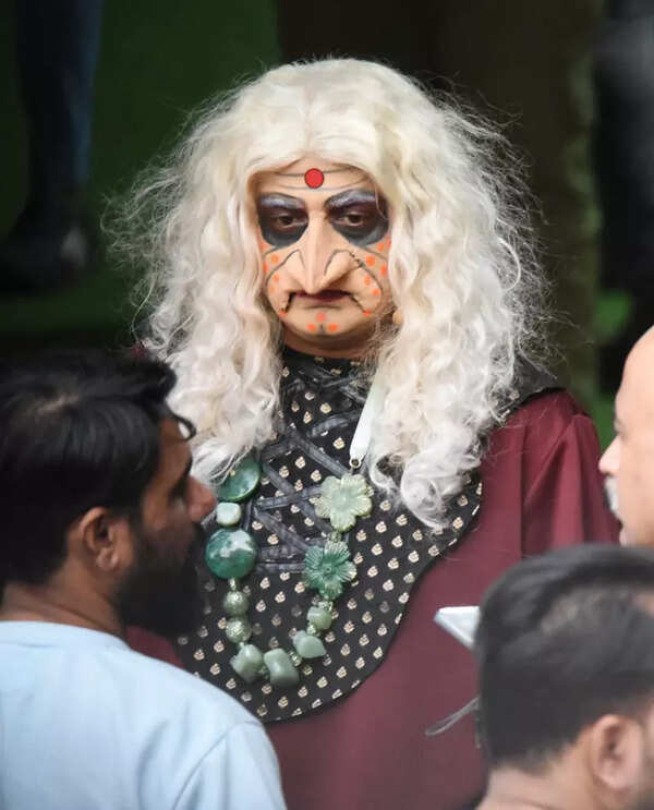 Vaibhav Mangle