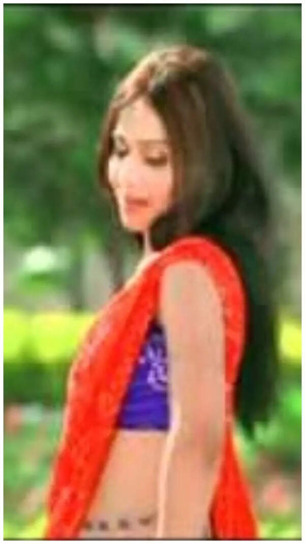 Pakhi Hegde Images