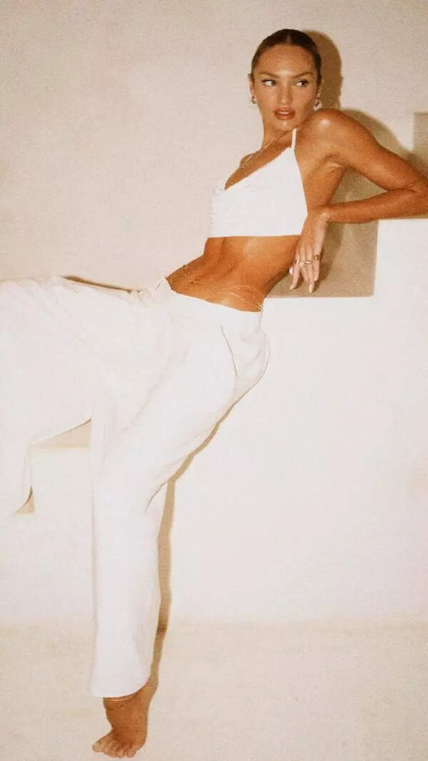 Candice Swanepoel Photos