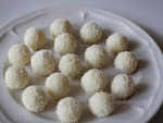 Cornflakes Laddoo