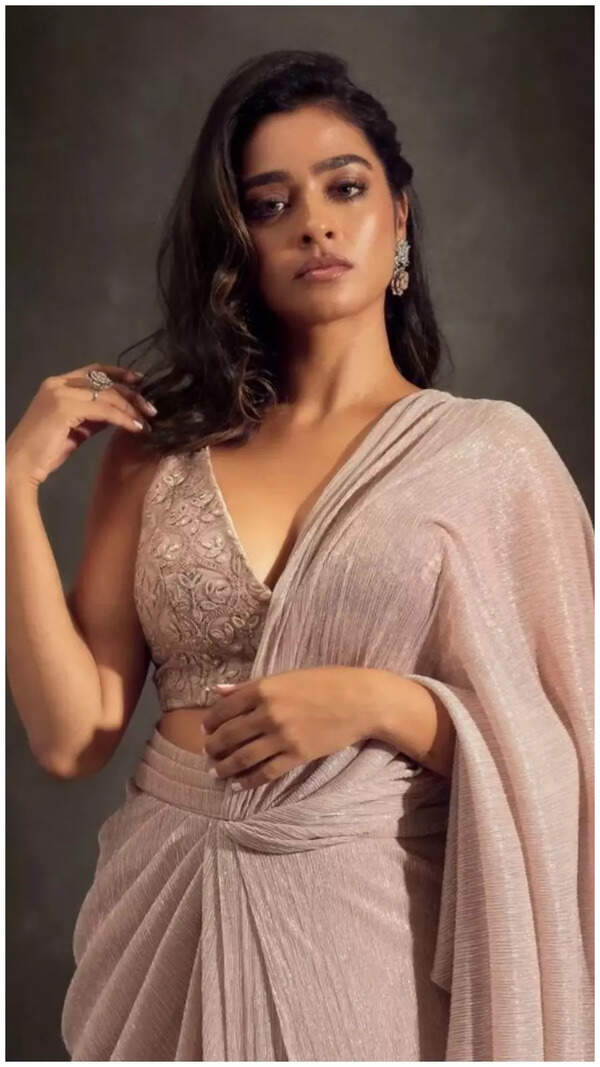 Gayathrie Shankar Wallpapers
