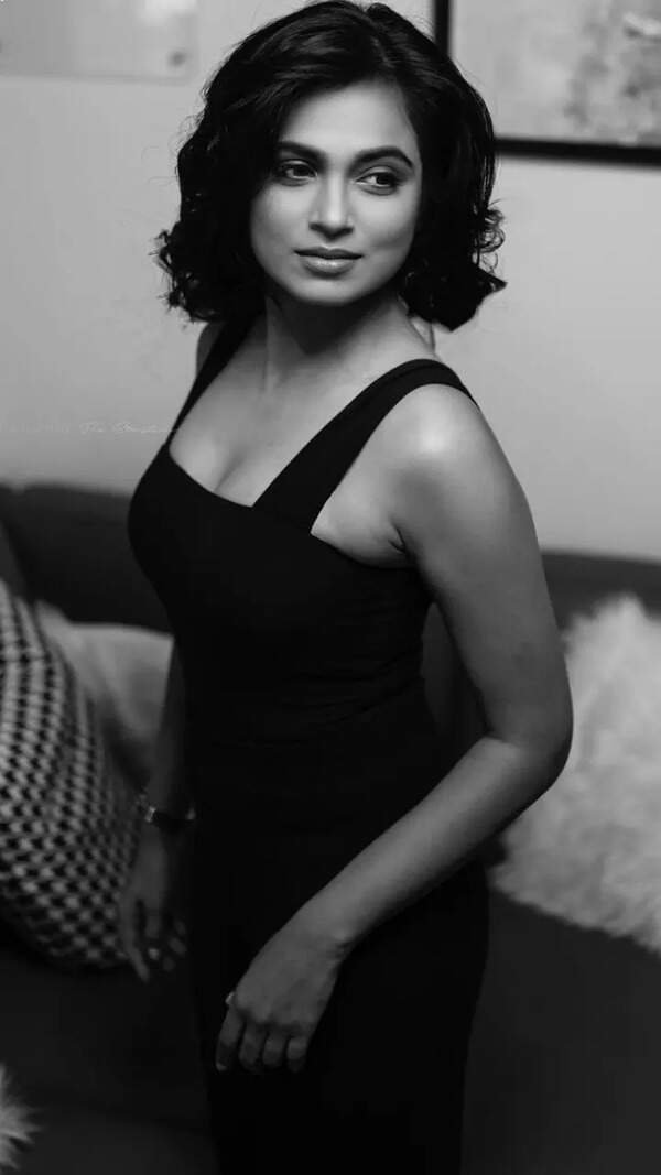 Ramya Pandian Images