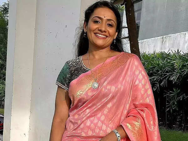 Meera Vasudevan Images