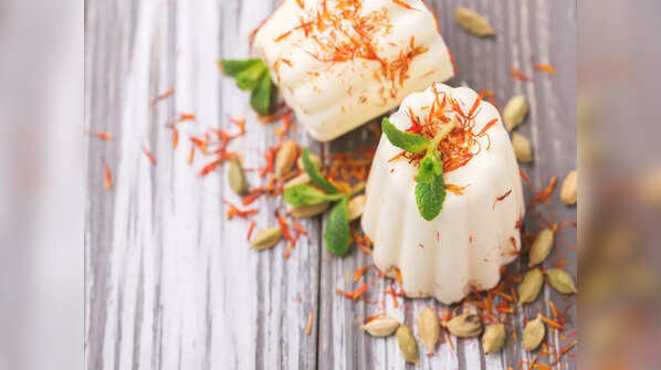 Almond malai kulfi