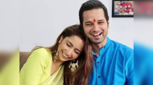 Vinny Arora-Vicky Arora