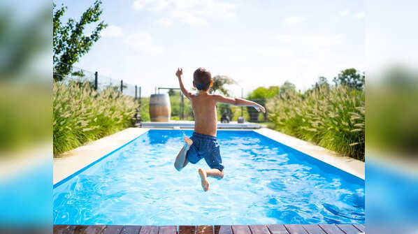 Swimming for control