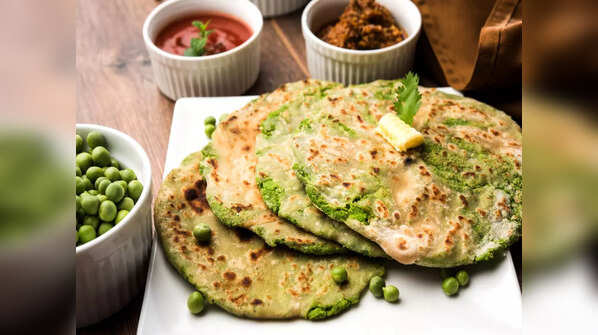 Matar paratha
