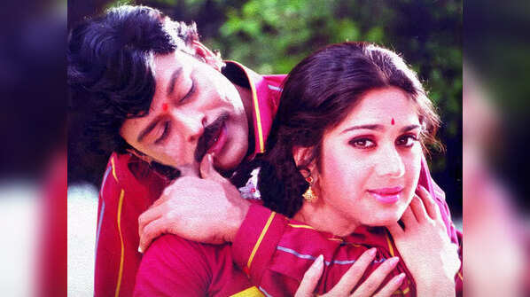 Aapadbandhavudu