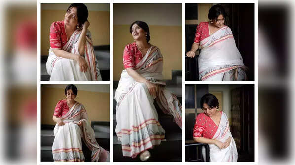 Looking fab in a classic Jamdani