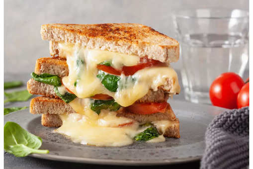 Tomato Basil Sandwich