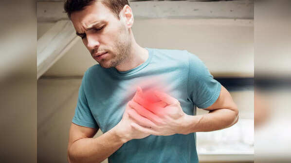 Heart attack may be different for men and women