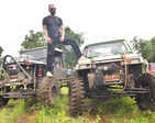 In Pictures: Suniel Shetty drove heavy machine in the inauguration of Mudskull season 3