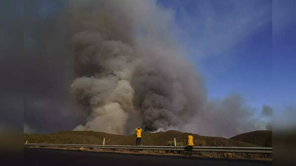 In pics: California wildfires prompt evacuations amid heat wave