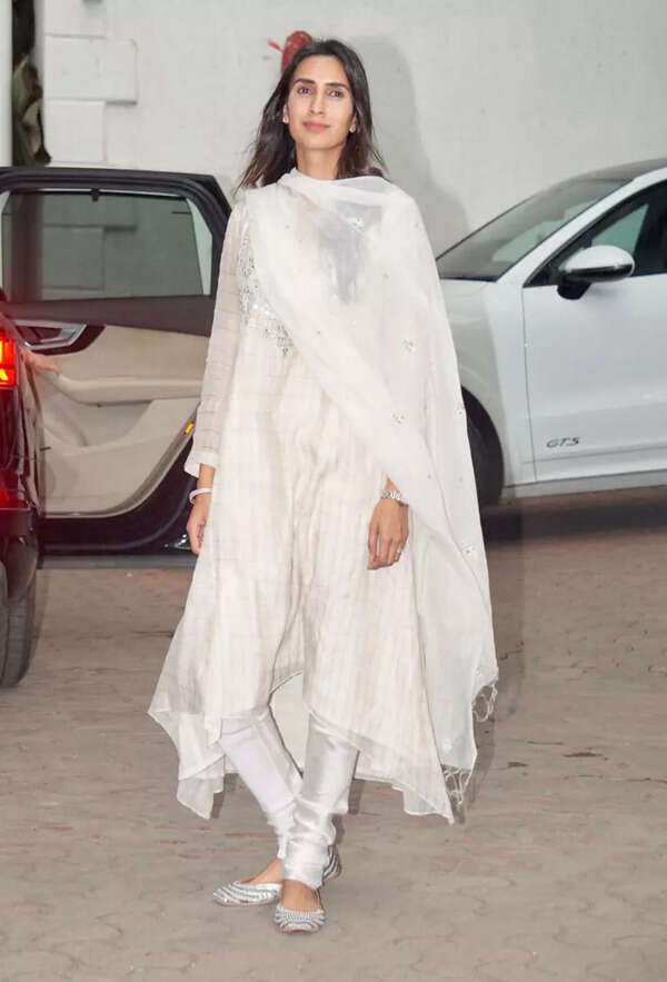 Pragya Kapoor