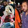 Article image for: Ganpati Visarjan: Salman Khan and his family bid <i class="tbold">adieu</i> to Bappa