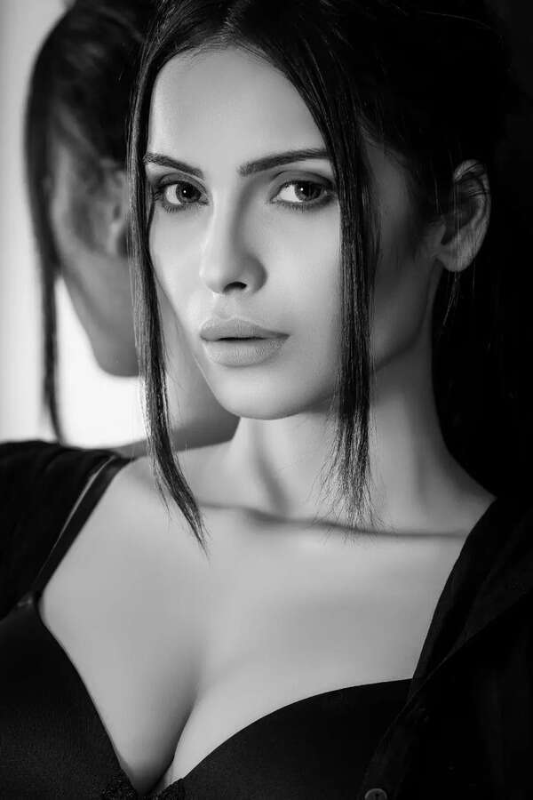 Ayeesha S Aiman Photos