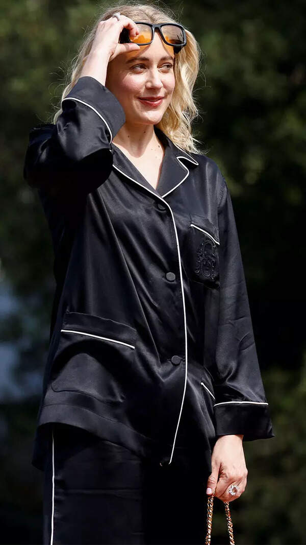 Greta Gerwig Stills
