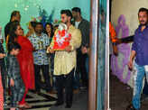 Ganpati Visarjan 2022: Salman Khan and several B-Town stars join Aayush and Arpita in bidding adieu to Bappa