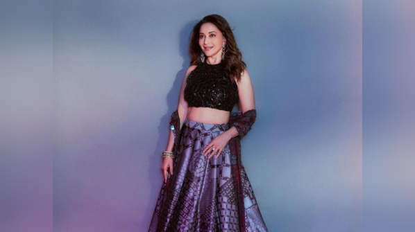Madhuri comes on stage with Ganpati Bappa