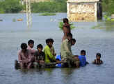 Pakistan struggles as floods worsen; see pics